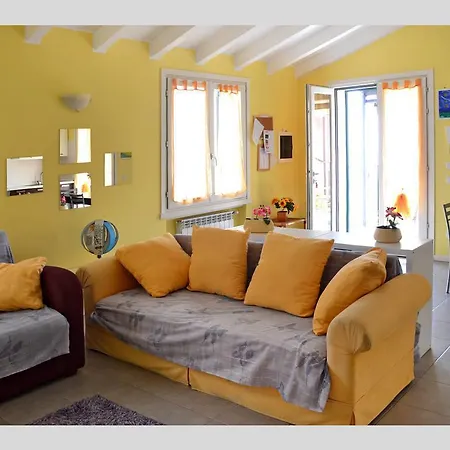 Greta Villa *